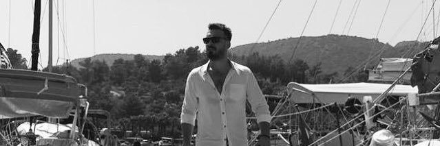 knahit09's profile banner image