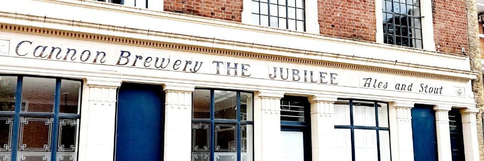 Lost And Living Pubs Of Britain banner
