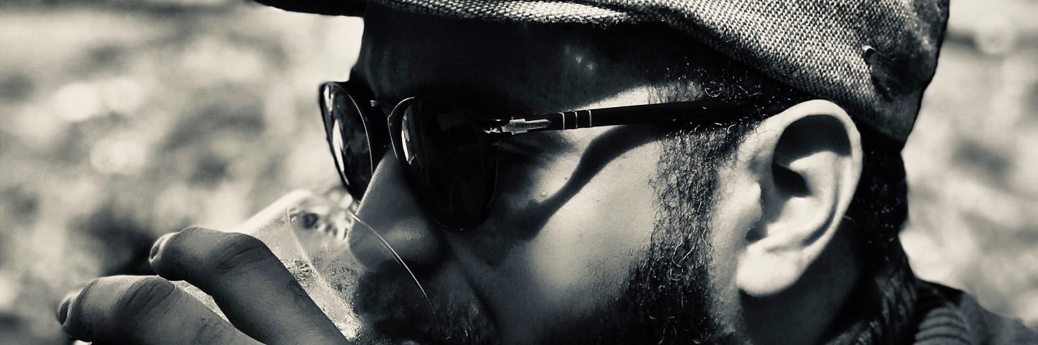 Carlos Doñé banner