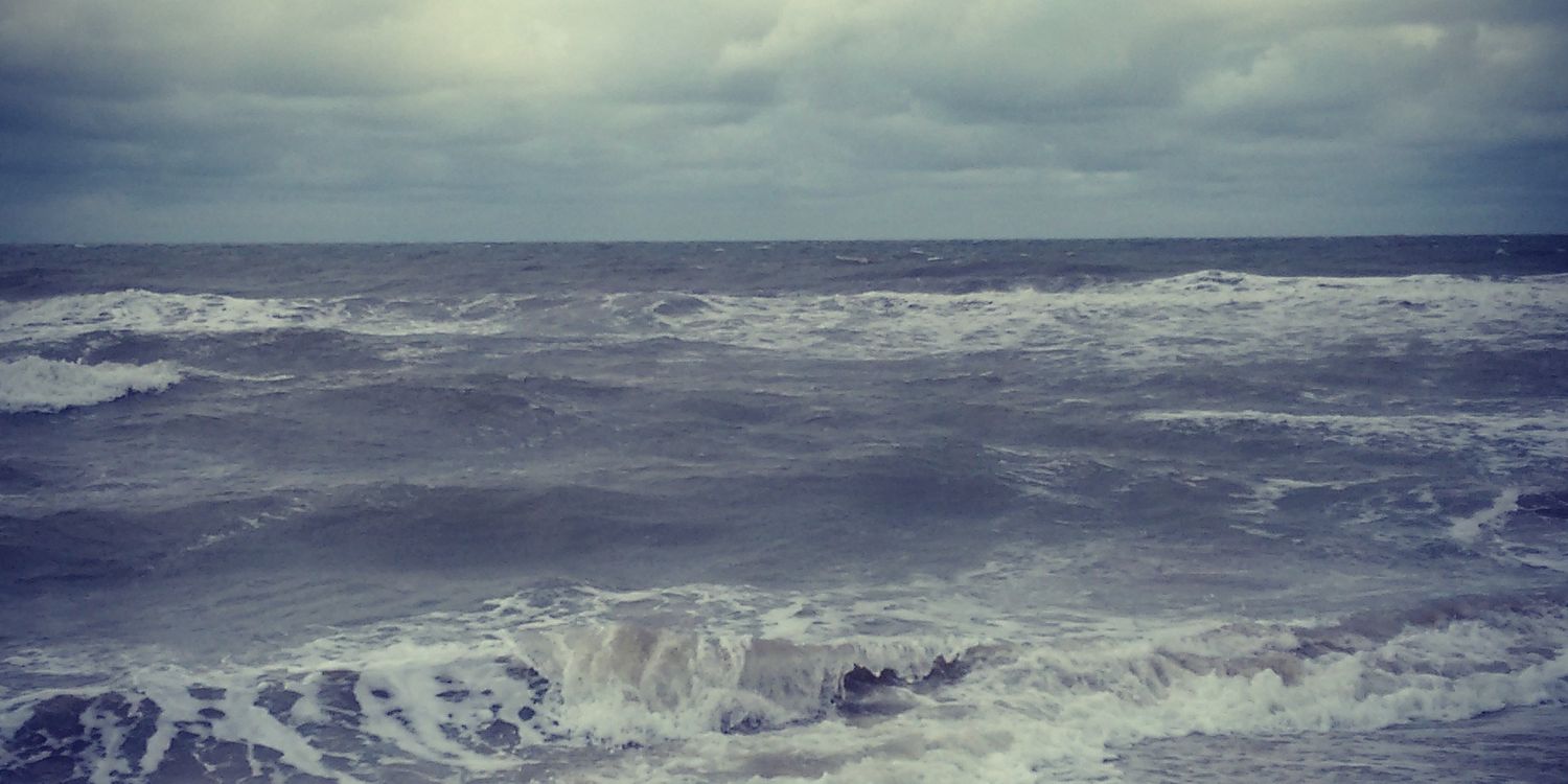 valepetre's profile banner image