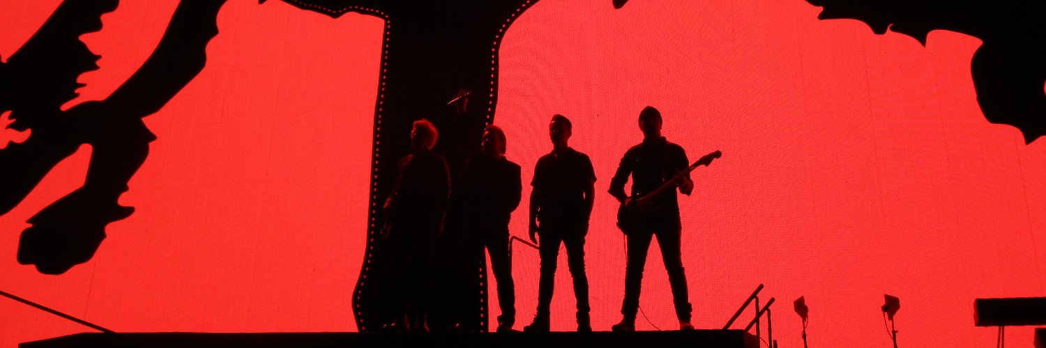 smzke's profile banner image