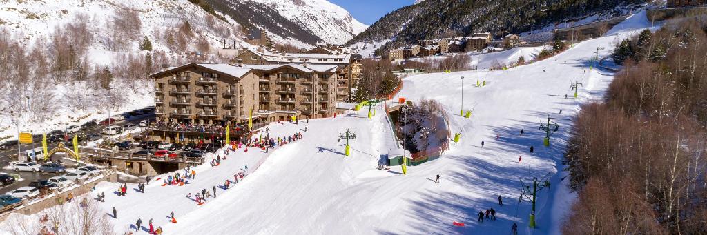 HotelCanaro's profile banner image