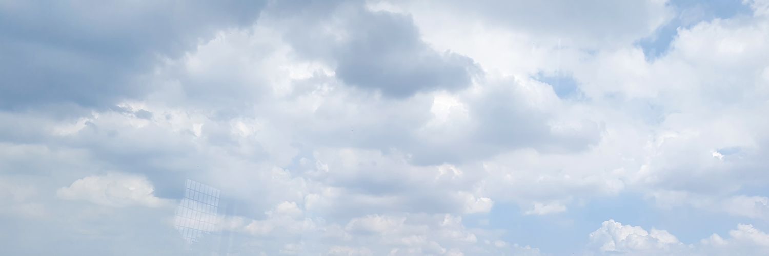 꾸역 banner