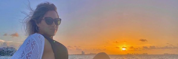 AnalaVargas Profile Banner