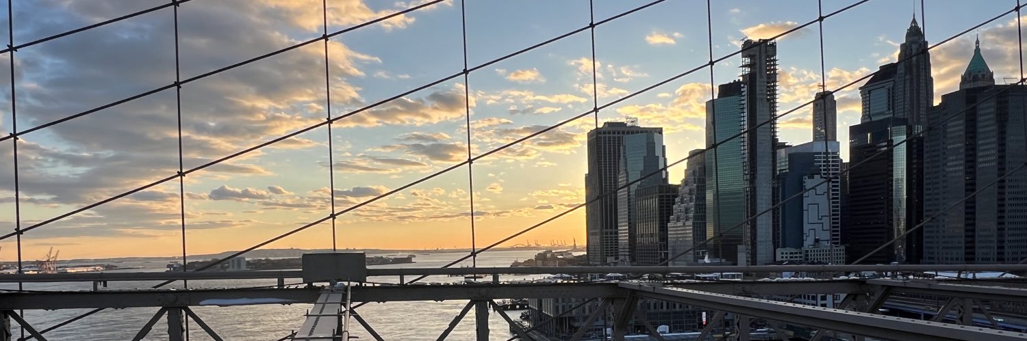 Right Turn Clyde banner