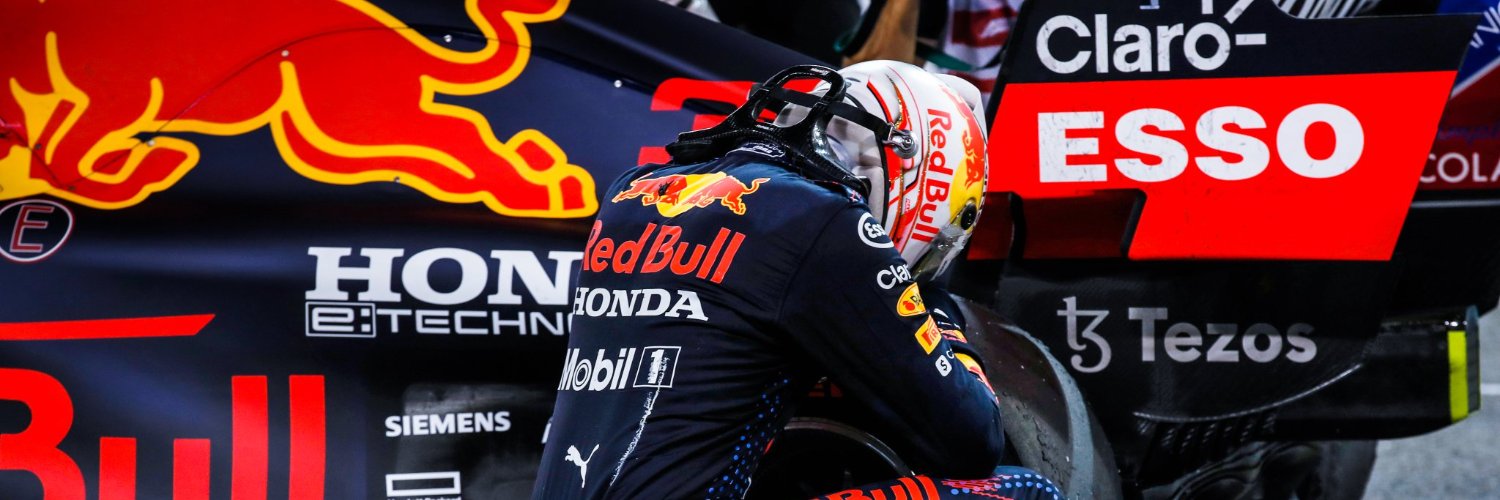 Rokit33's profile banner image