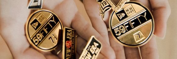 Oscar V banner