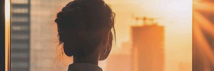 Helen T🌸 banner