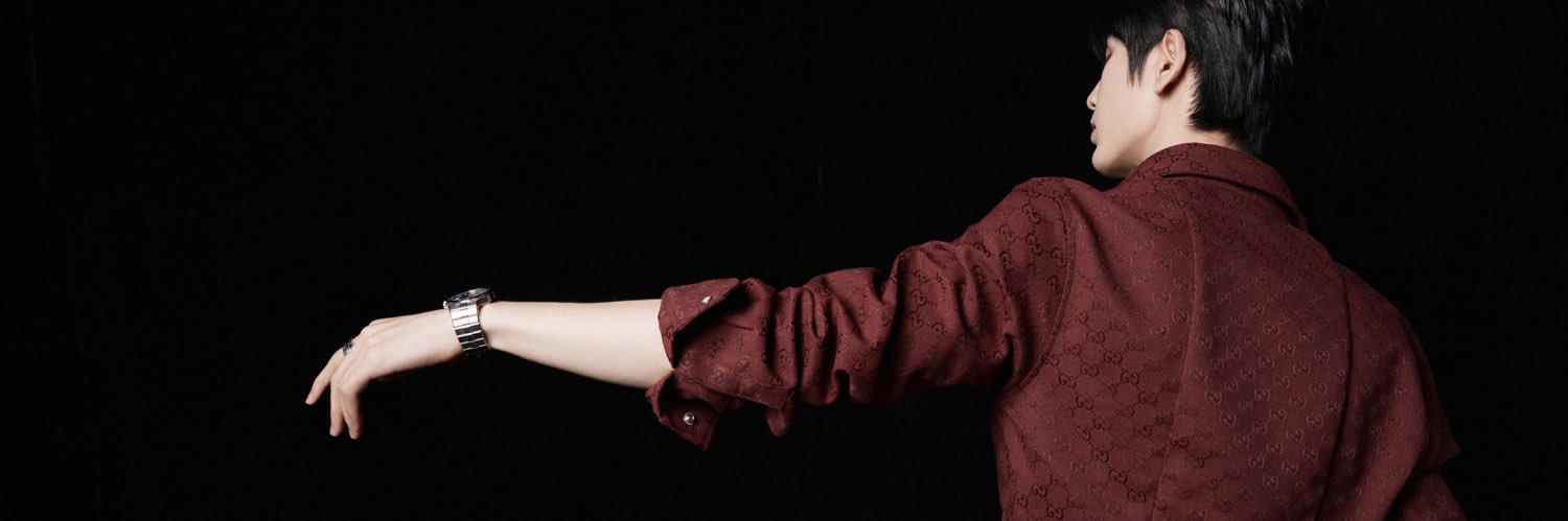 َ 黄照明 banner