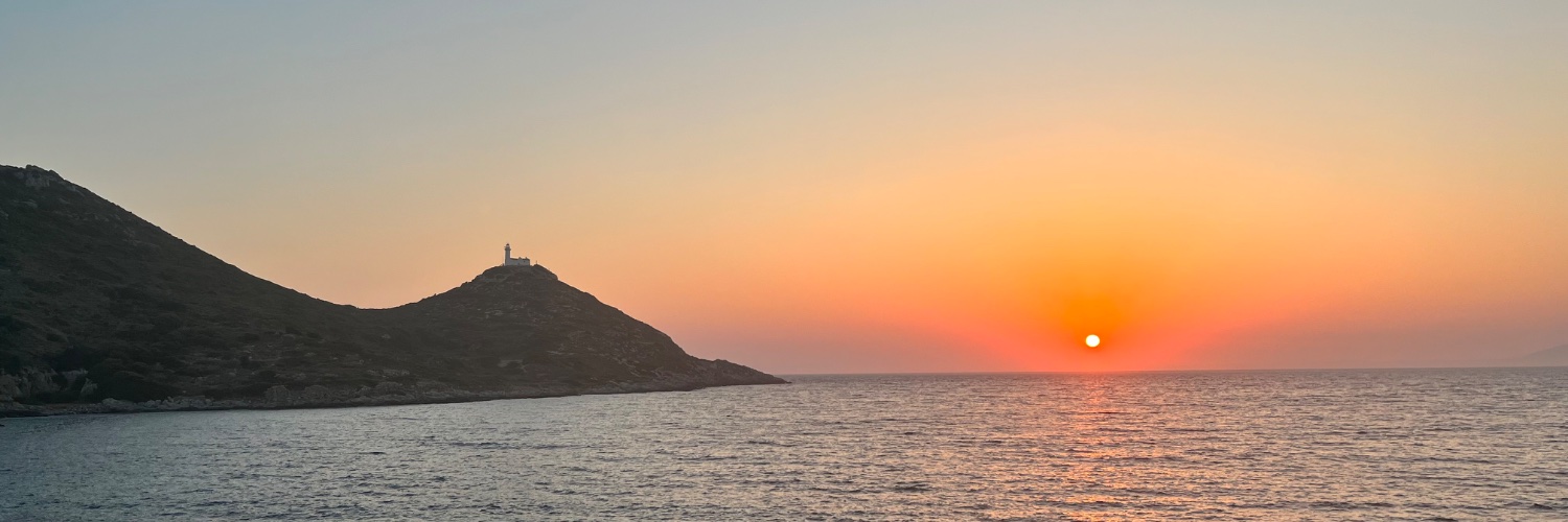 benceoluur's profile banner image