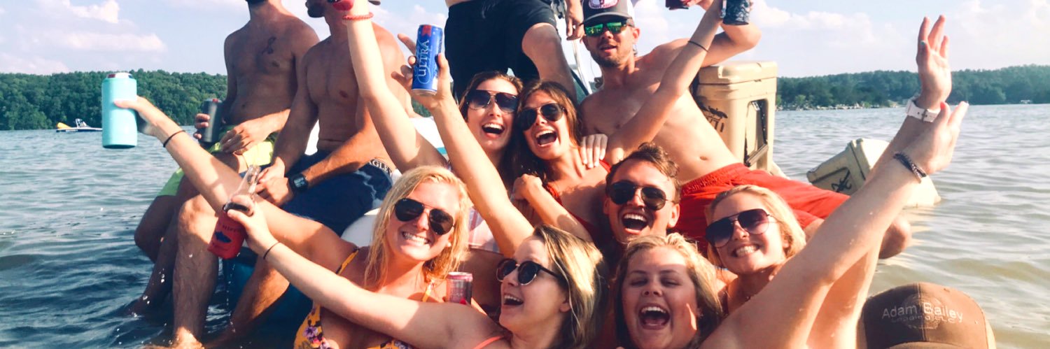 emilyylaurel's profile banner image