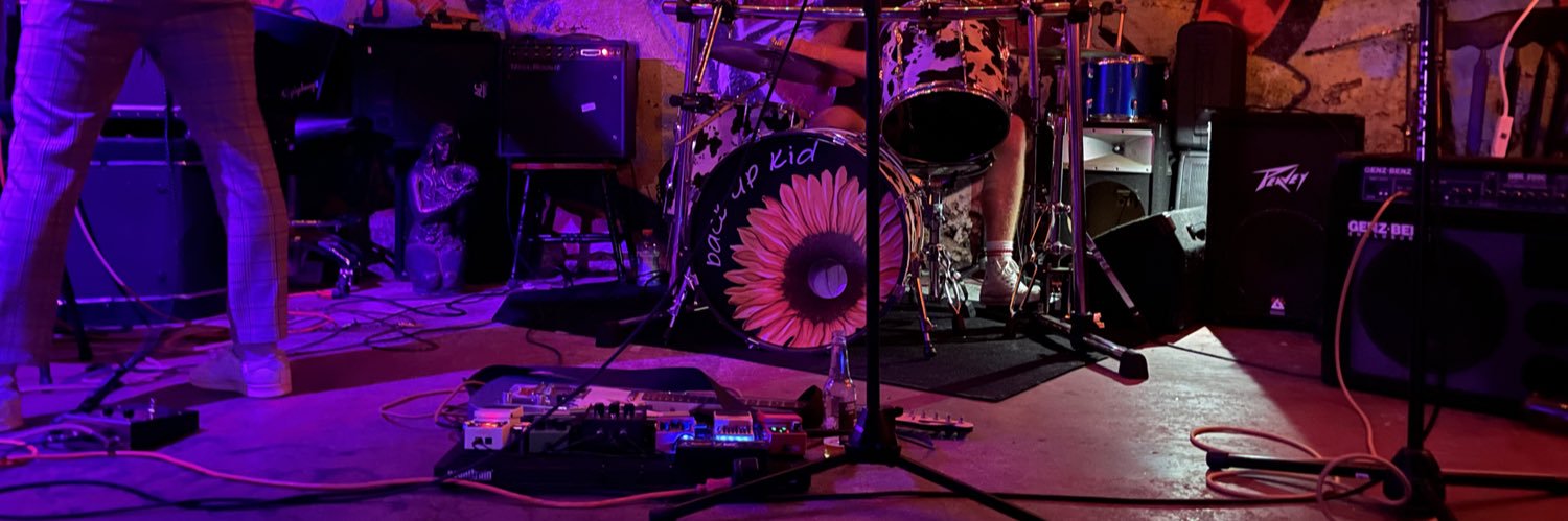 back up kid 🌻 banner