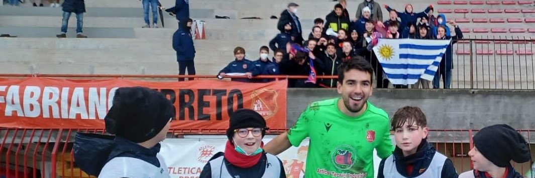 emebastos's profile banner image