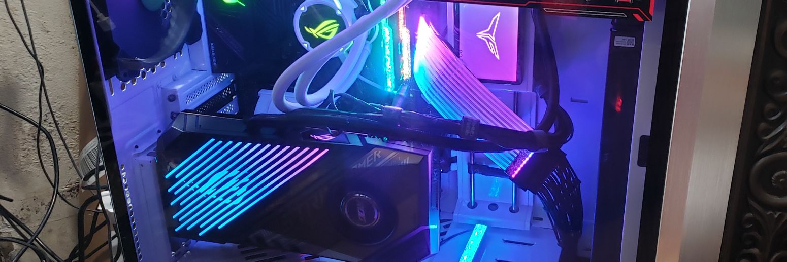 ALoukides's profile banner image