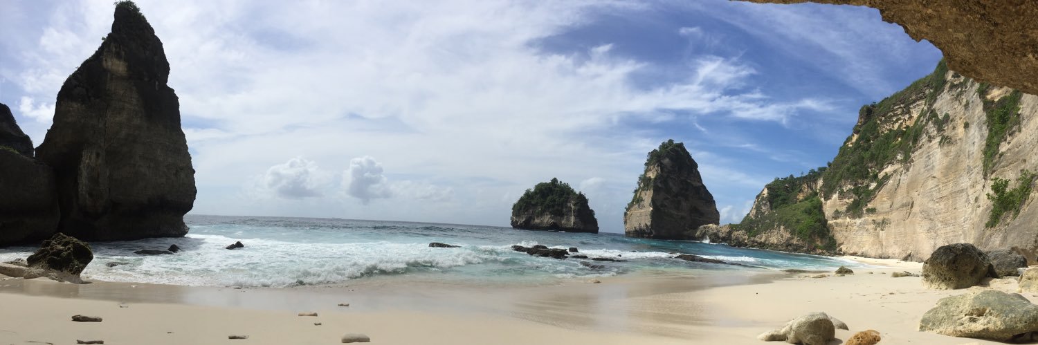 uchicay's profile banner image