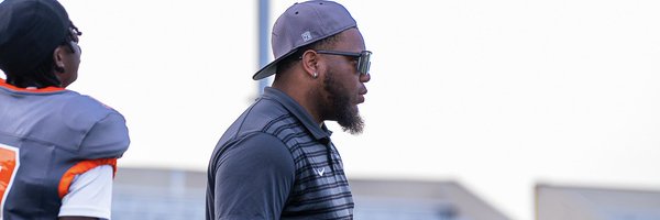 Coach_r0zaay Profile Banner