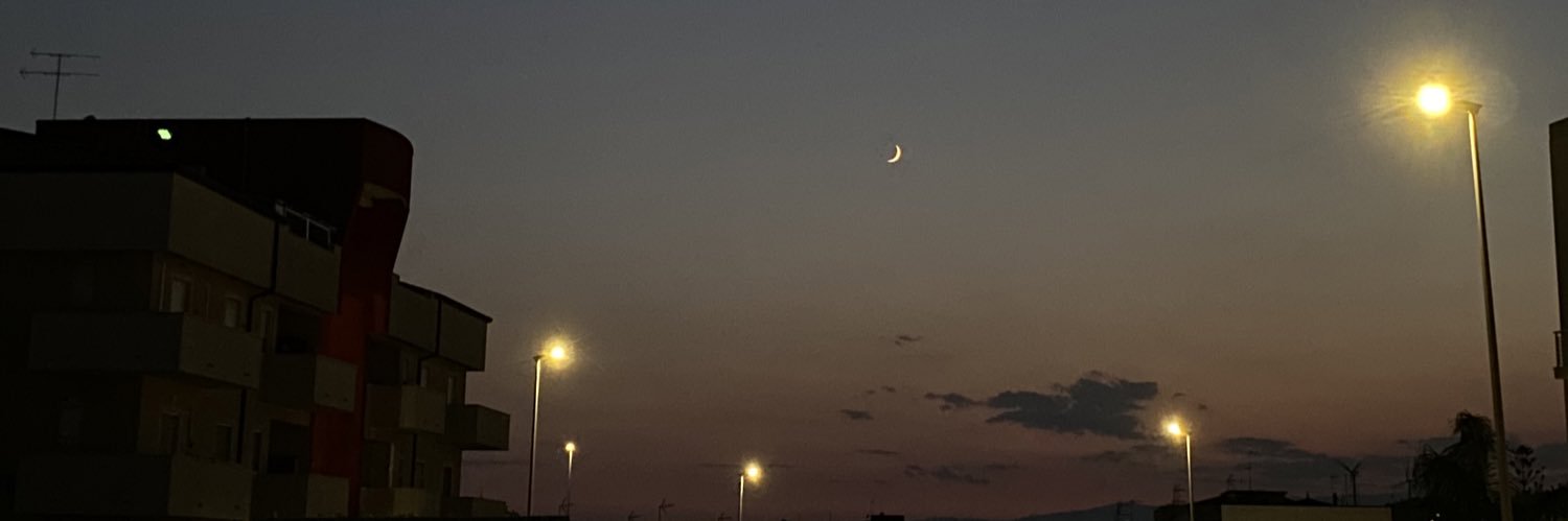 chjwra's profile banner image