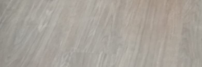 Enish// holding my friend's user 🤍 banner