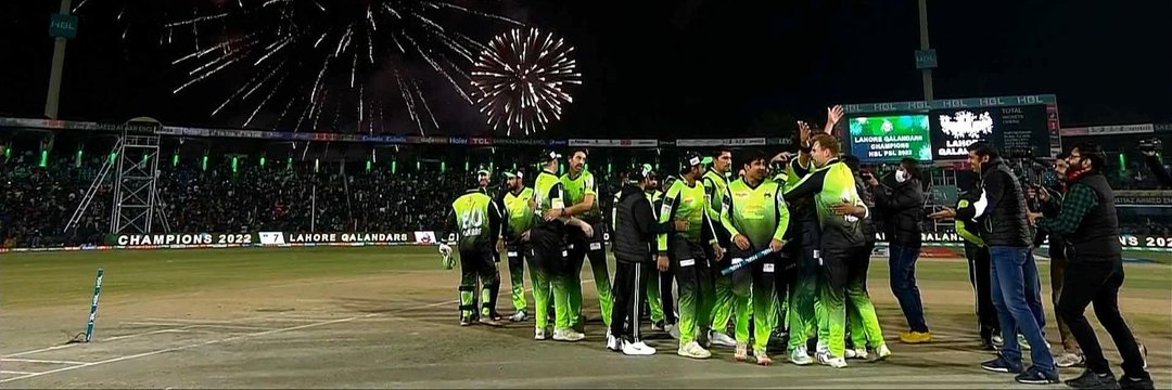 Heyitsjunaid's profile banner image