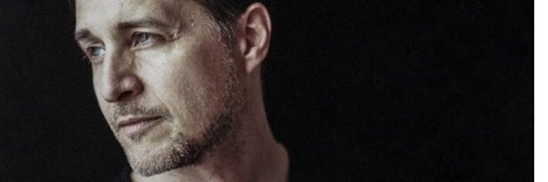 YuriLowenthal Profile Banner