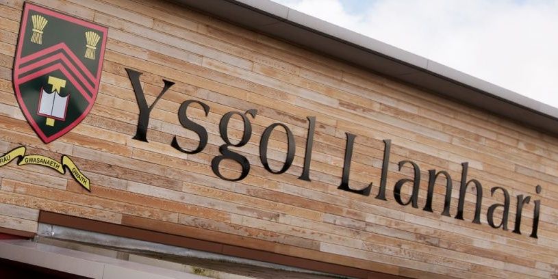 Adran Fathemateg banner