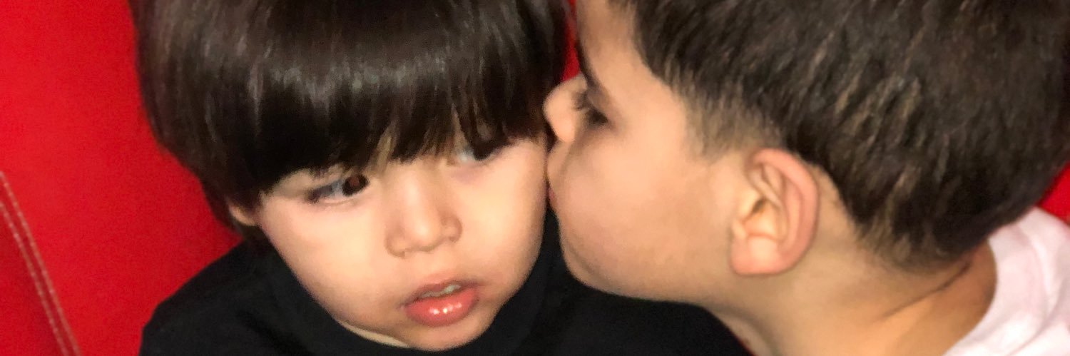 Grneyezmami's profile banner image