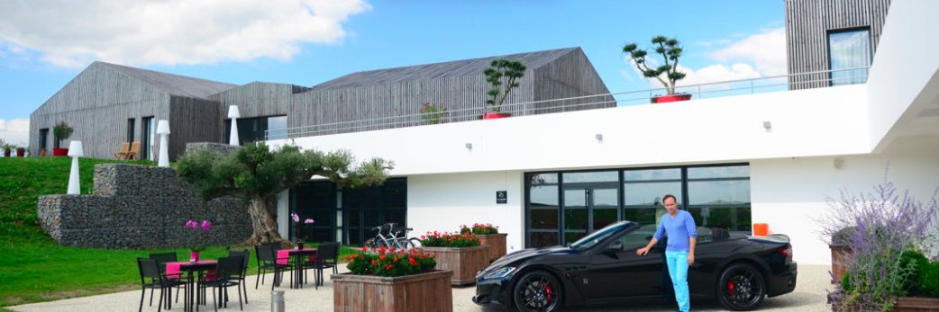 HôtelThierry Drapeau banner