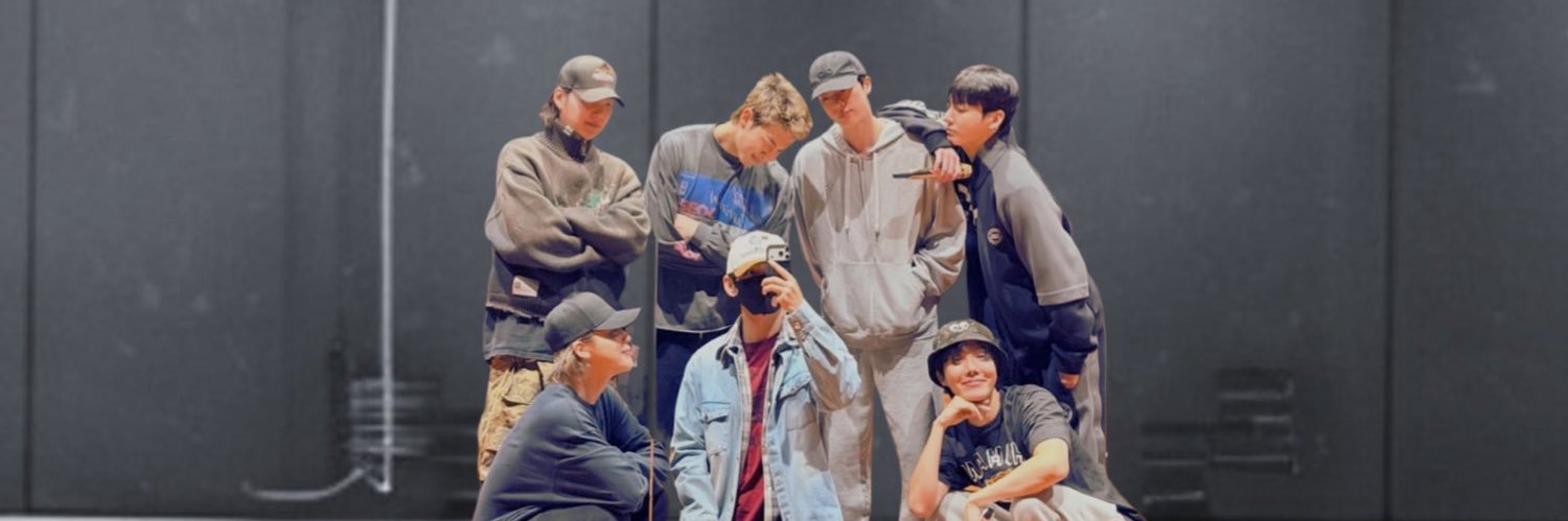 𝗗𝗮𝗻𝗶𝗲𝗹𝗮 🌞 banner