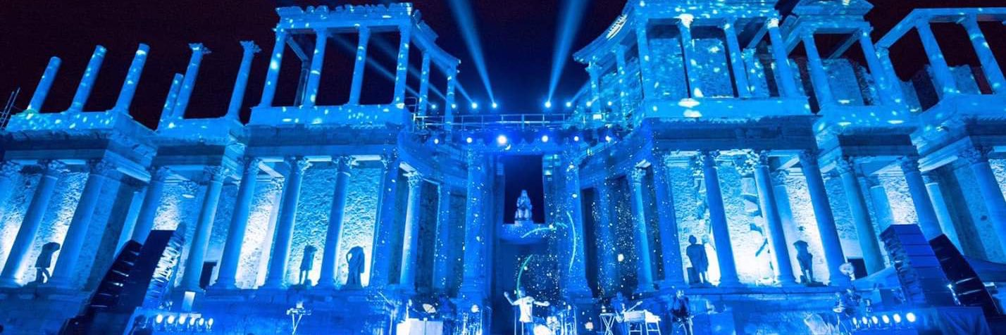 Felipe González banner