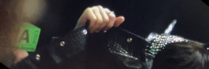 N banner
