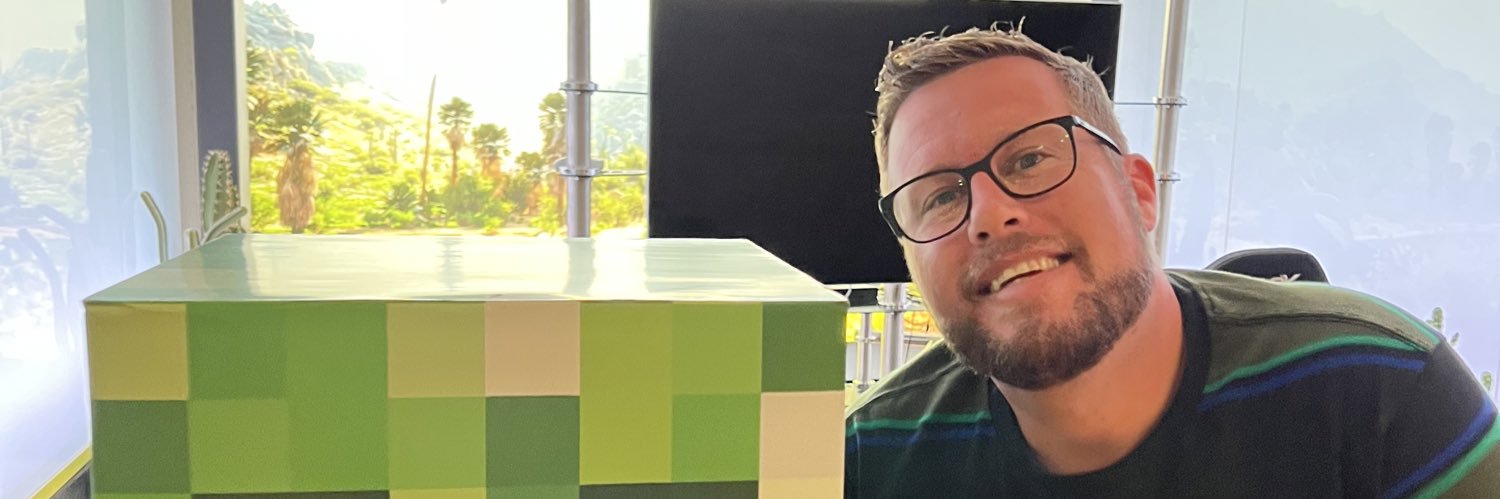 redth 🇨🇦 banner