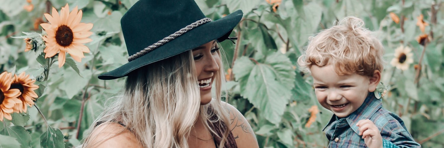 KatelyneHanson's profile banner image