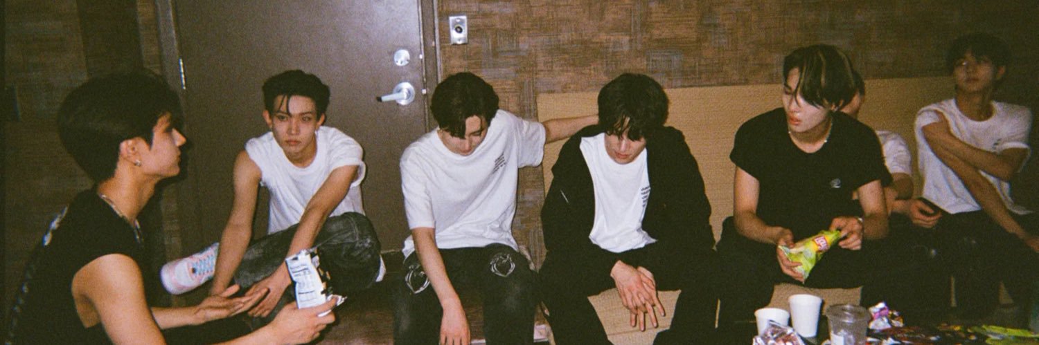 hs15jy15's profile banner image