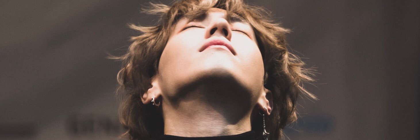 mininam's profile banner image