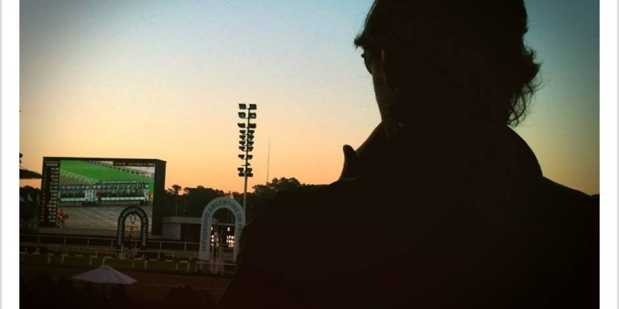 Alejandro Viale banner