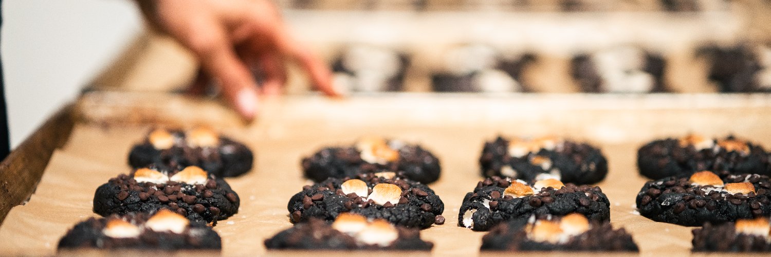 To Live For Bakery banner