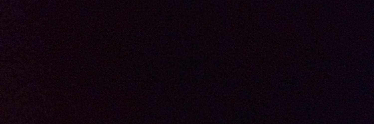 CarolManoo's profile banner image
