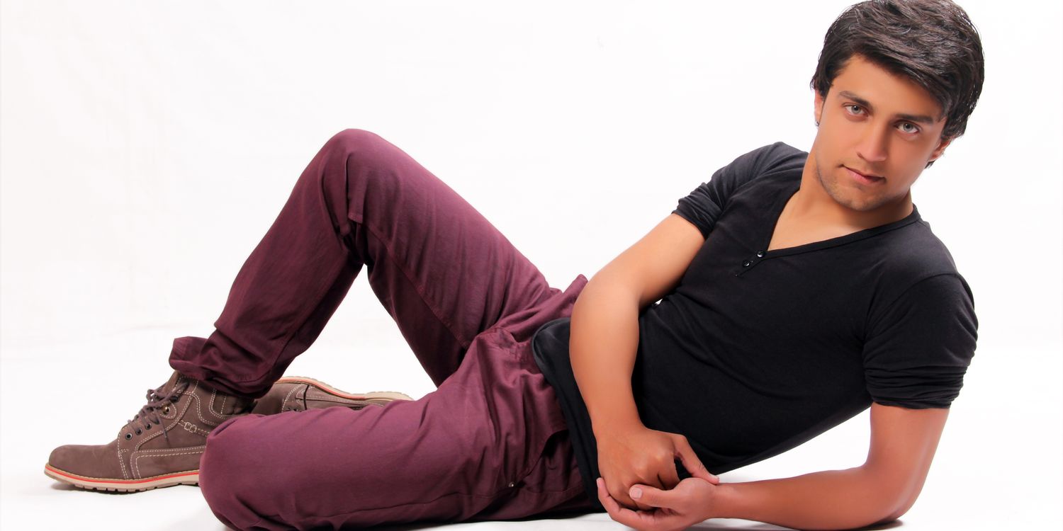 FarshaidNaushad's profile banner image