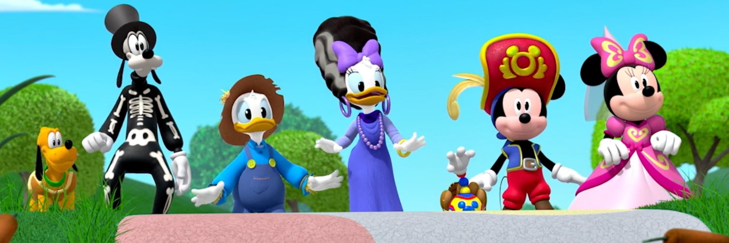 DisneyJr's profile banner image