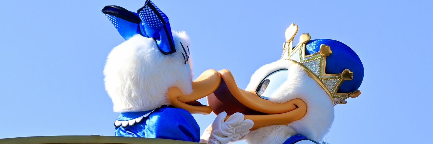 amanhecerLua_'s profile banner image