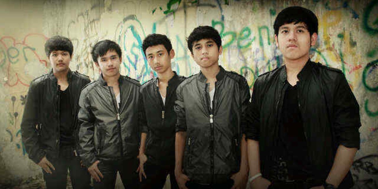 Graduate_love's profile banner image