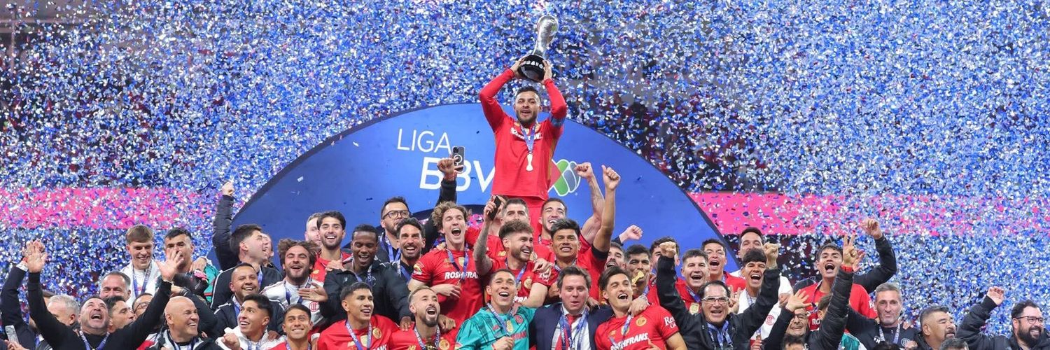 Daniel Loya👹12⭐️22🏆 banner