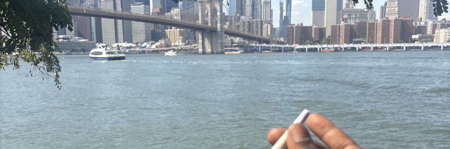 notMaurrr's profile banner image