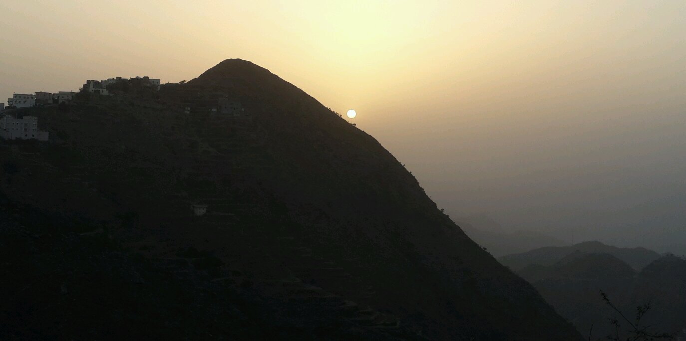 abumanal7's profile banner image