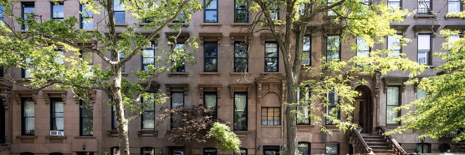 Daniel R. Sánchez banner