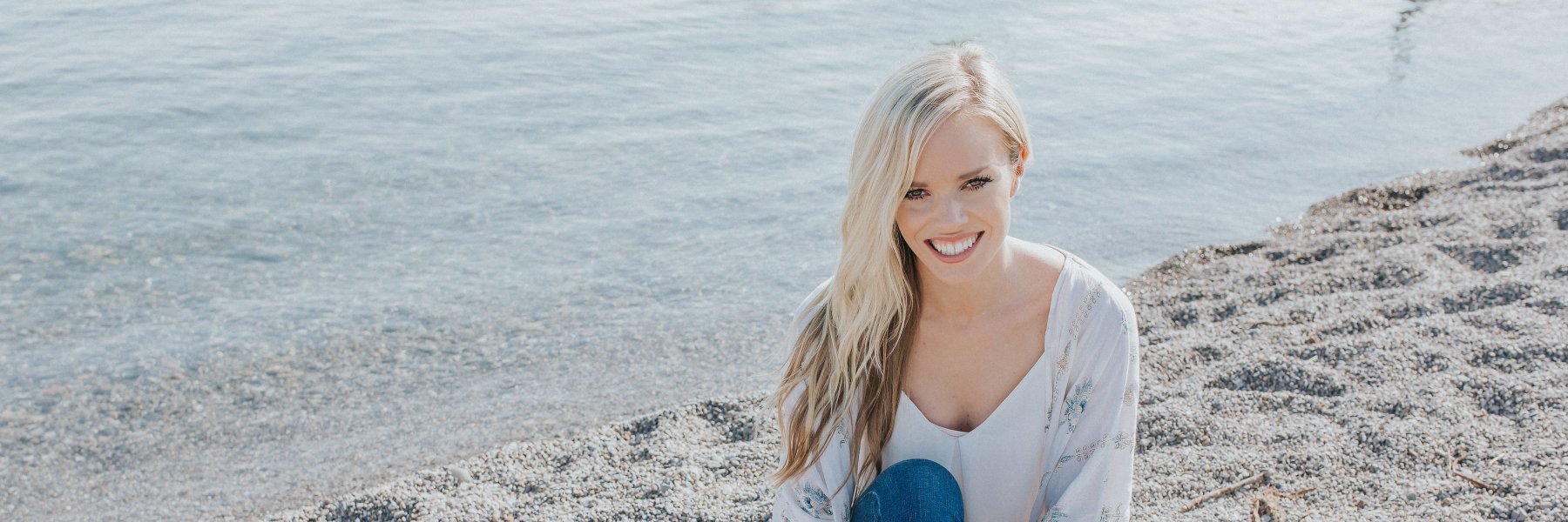 Emily_Elliot_'s profile banner image