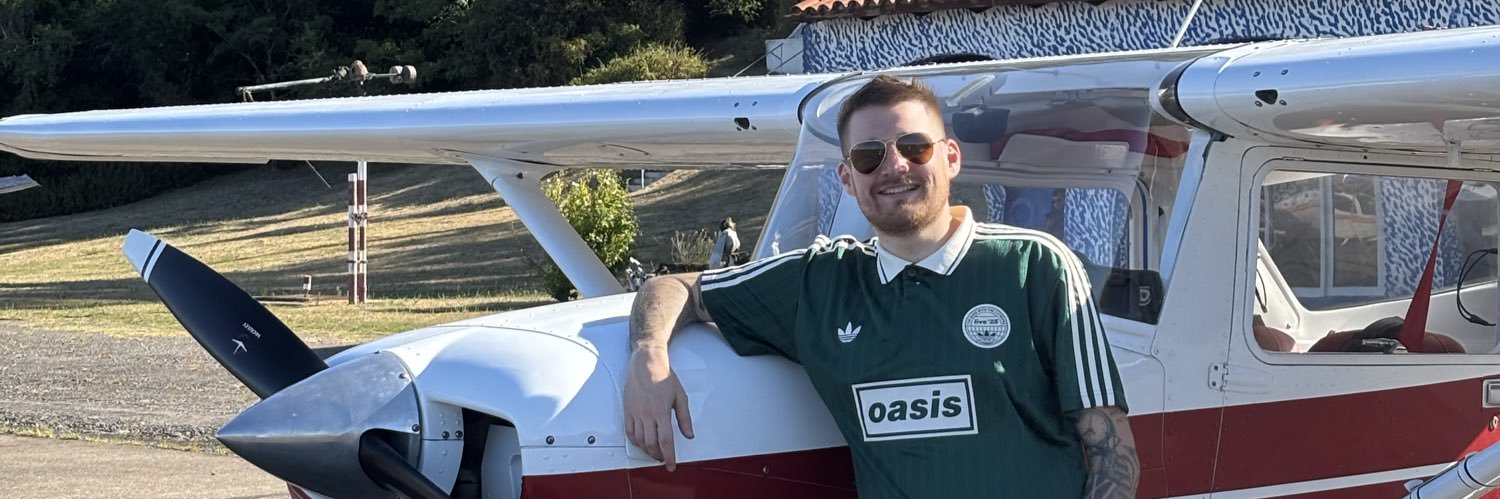 perchaperez's profile banner image