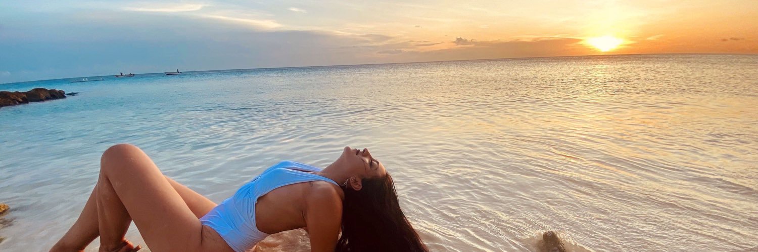 maitee_caiza's profile banner image