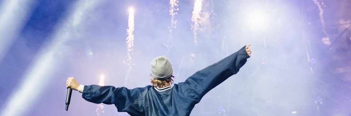 AlinaWbr's profile banner image