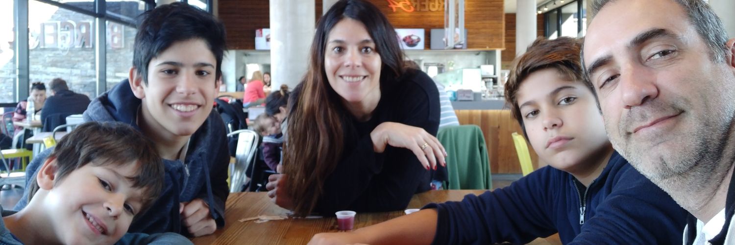 e_mendizabal's profile banner image